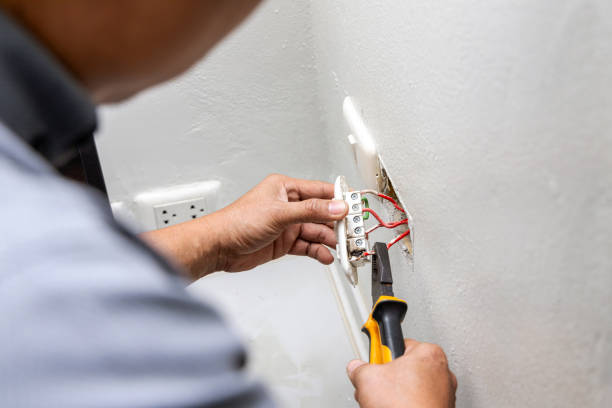 Best Electrical Contractors for Businesses  in Hinsdale, IL